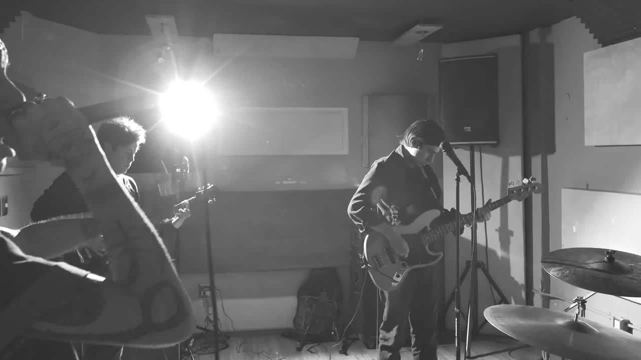 Stock Video Guitarists Playing And Vocalist Singing Live Wallpaper For PC - Free Download