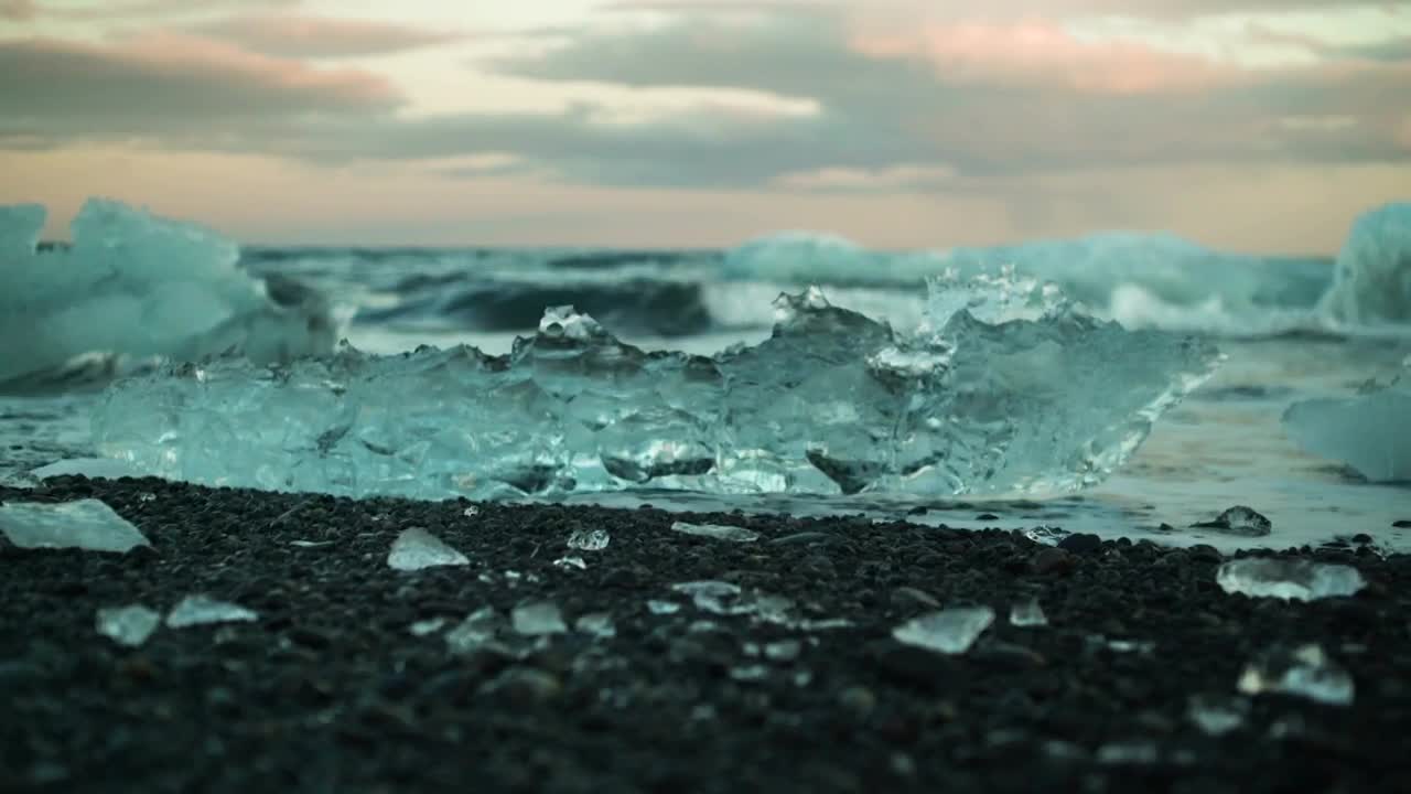 Stock Video Melting Iceberg Animated Wallpaper - Free Download