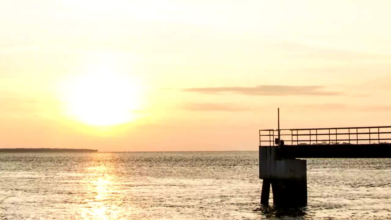 Stock Video Beautiful Sunset On The Horizon Live Wallpaper For PC - Free Download