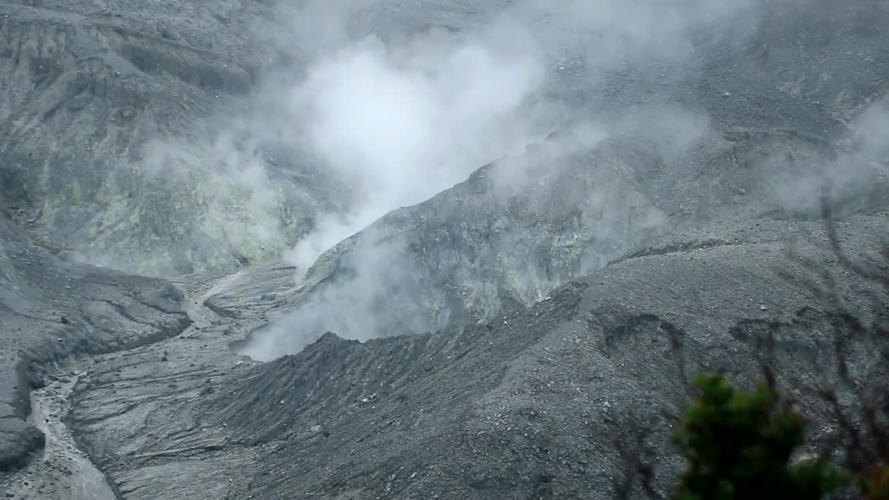 Free Video Stock Smoke Coming From A Volcanic Crater Live Wallpaper - Free Download