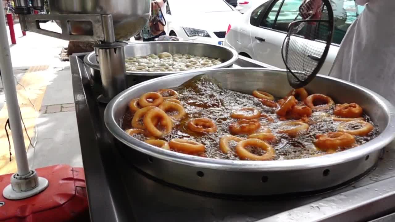 Video Stock Preparation Of Traditional Lokma Donuts Live Wallpaper Free - Free Download