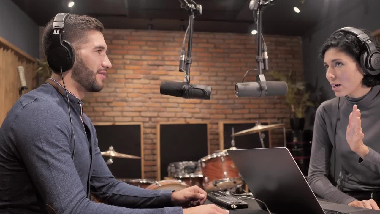 Stock Video People Recording A Podcast In A Studio Live Wallpaper - Free Download