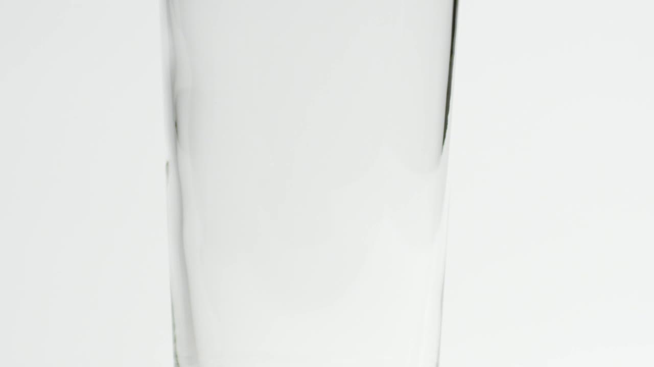 Stock Video Lime And Ice In A Glass Animated Wallpaper - Free Download