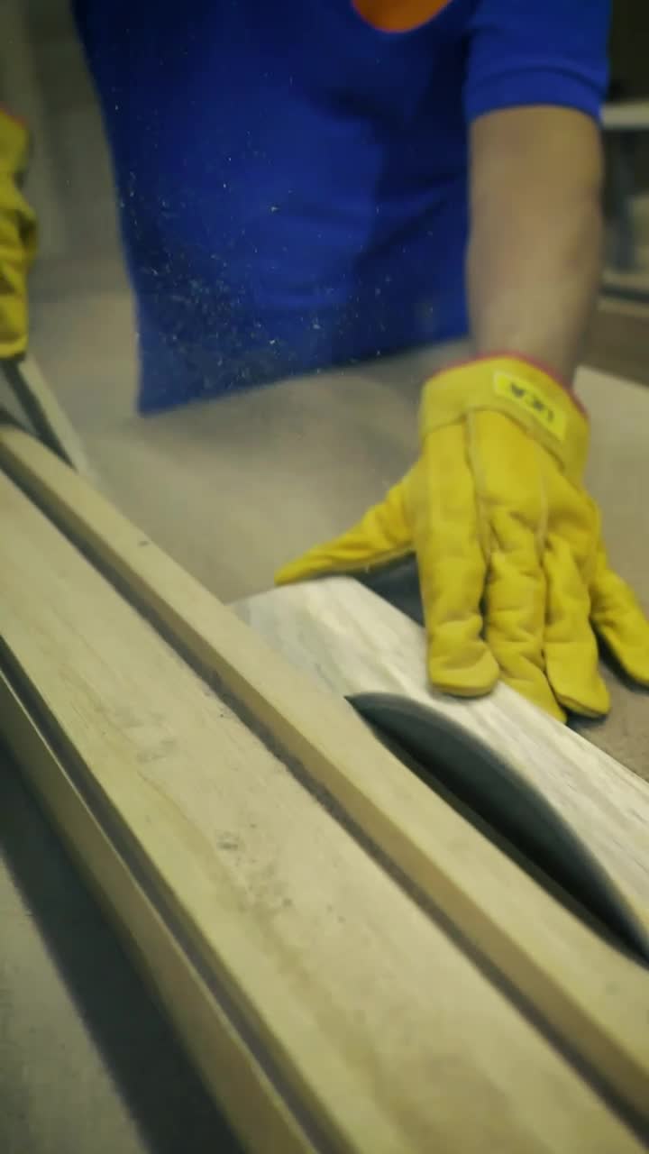 Video Stock Carpenter Slicing A Wooden Board In A Close Up Shot Live Wallpaper For PC - Free Download