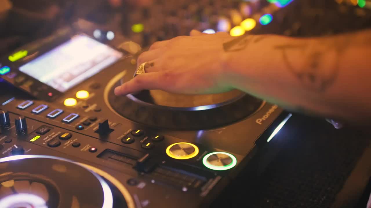 Stock Video Dj On The Decks Mixing Music Live Wallpaper For PC - Free Download
