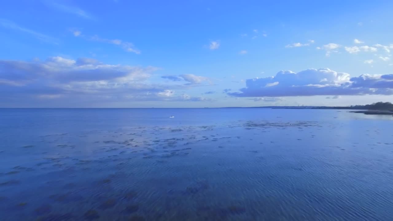 Stock Video Kayak Out At Sea Animated Wallpaper - Free Download