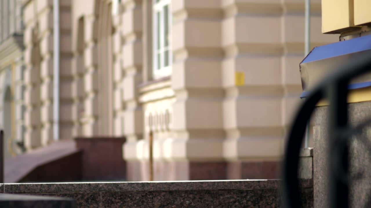 Free Stock Video Woman Walking Down The Street With Shopping Bags Live Wallpaper - Free Download