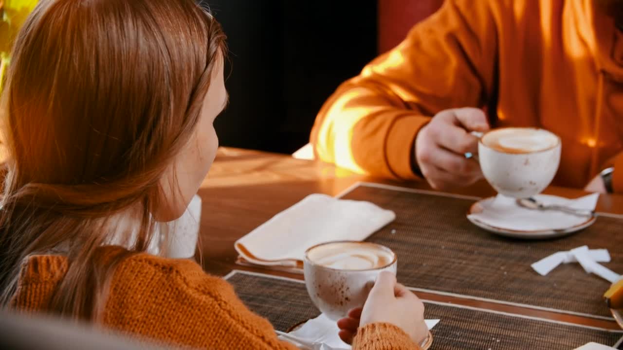 Stock Video Father Drinking Coffee With His Daughters Live Wallpaper For PC - Free Download