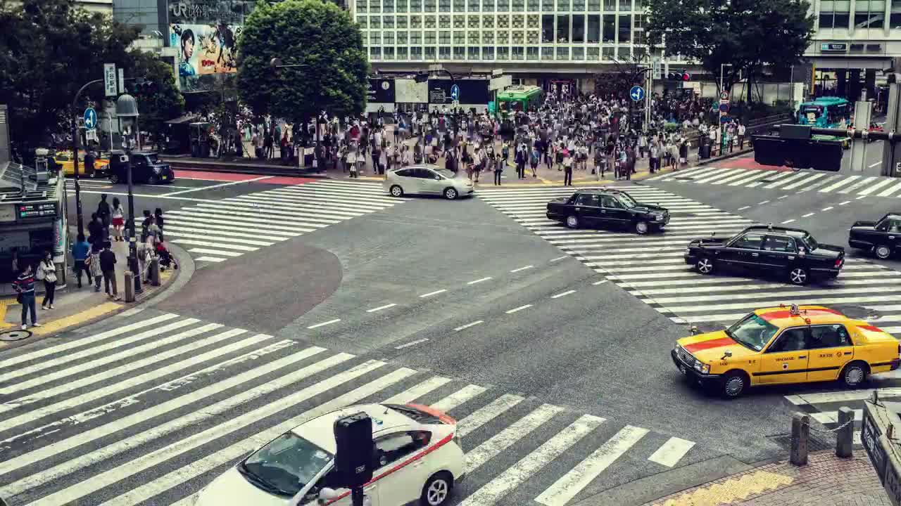 Stock Video Crowds Of People Cross A Street Junction Live Wallpaper For PC - Free Download