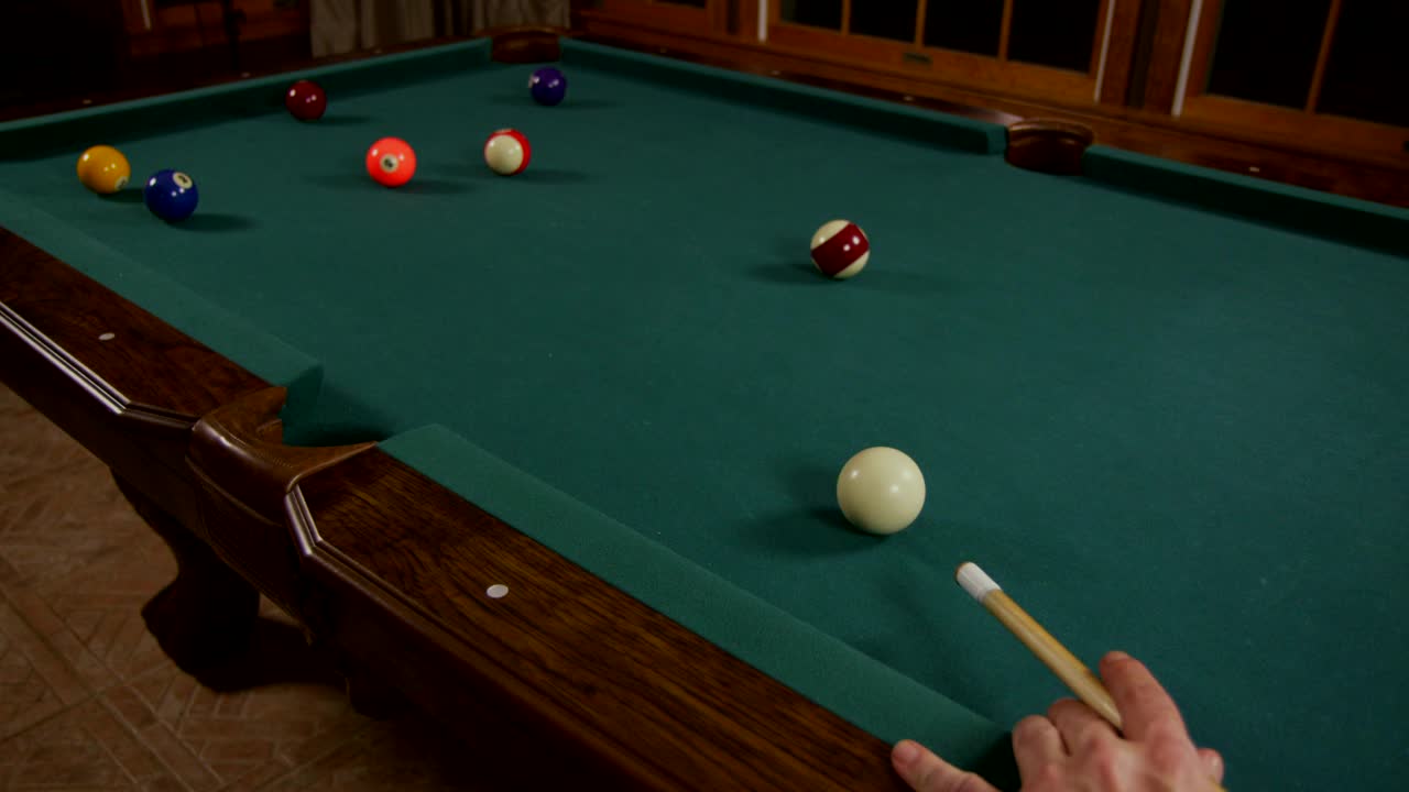 Video Stock Playing A Round Of Billiards Live Wallpaper Free - Free Download