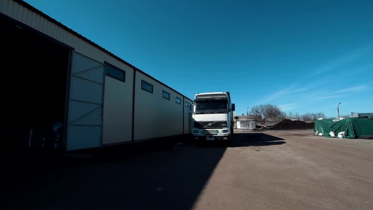 Stock Video Freight Truck Arriving At The Warehouse Live Wallpaper For PC - Free Download