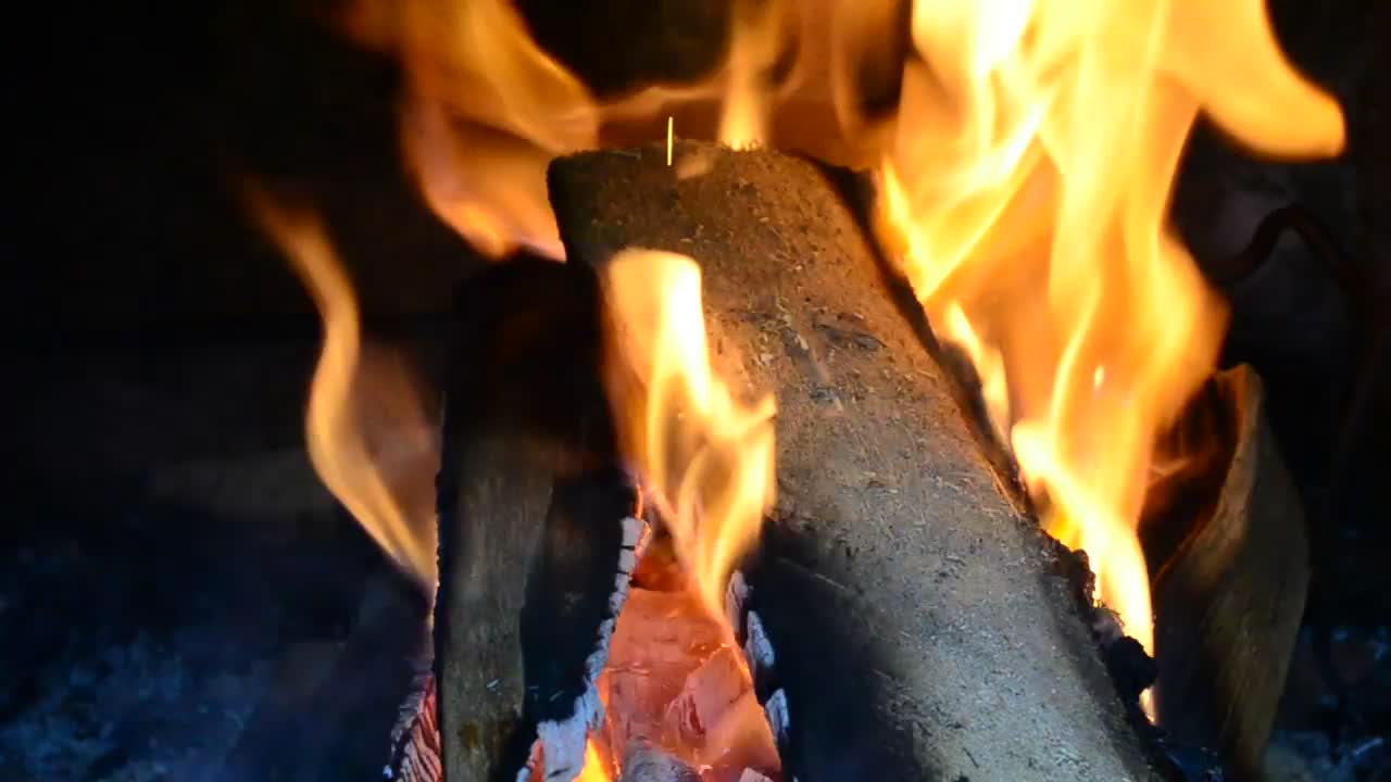 Free Video Stock Small Indoor Fire Burning Live Wallpaper - Free Download