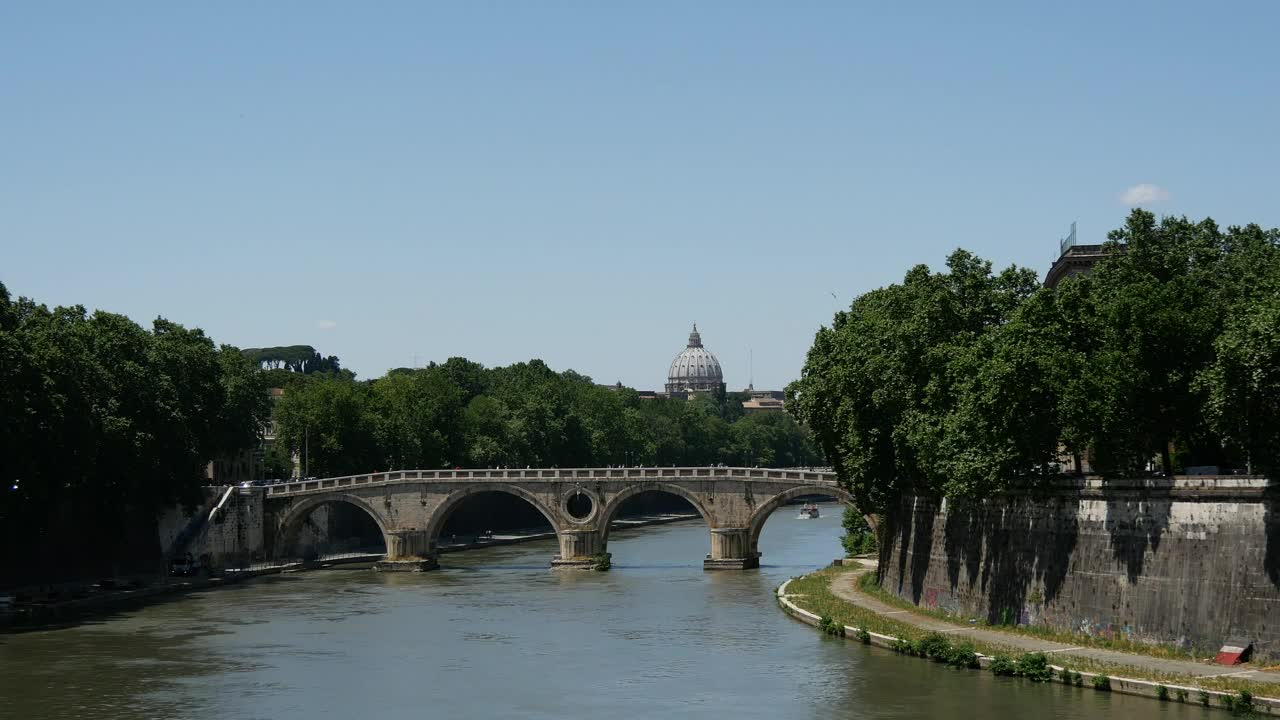 Free Stock Video River And Bridge In Rome Live Wallpaper - Free Download