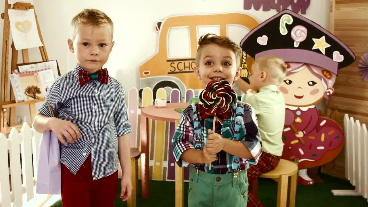 Free Video Stock three happy boys dancing Live Wallpaper - Free Download