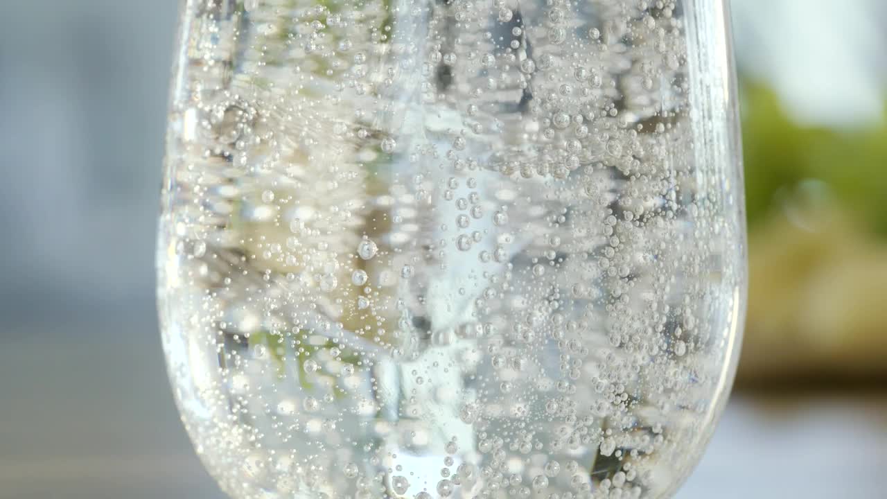 Free Video Stock Sparkling Mineral Water On The Glass Live Wallpaper - Free Download