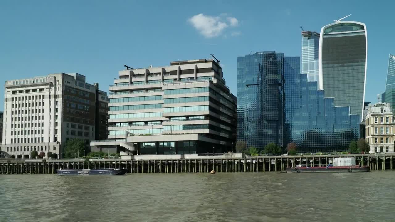 Stock Video London From A Boat On The River Thames Animated Wallpaper - Free Download