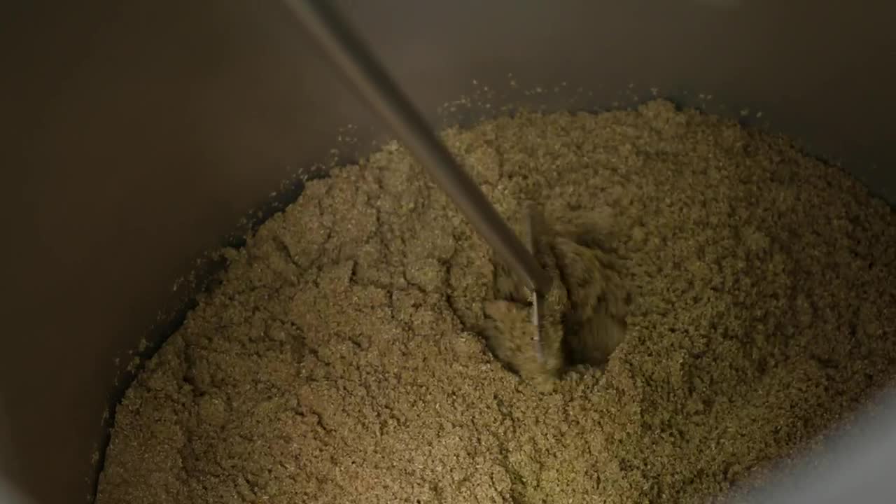 Free Stock Video Shovel Moving Ground Barley In A Tank Live Wallpaper - Free Download