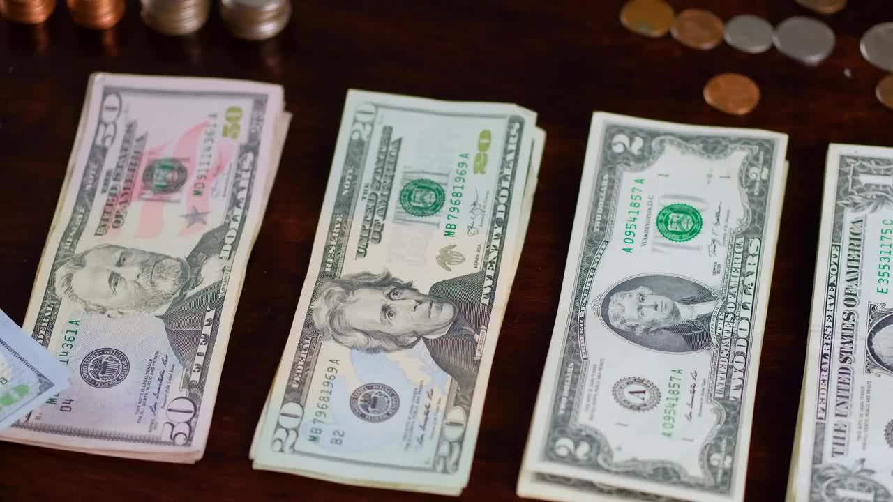 Stock Video Person Counting Money Live Wallpaper - Free Download