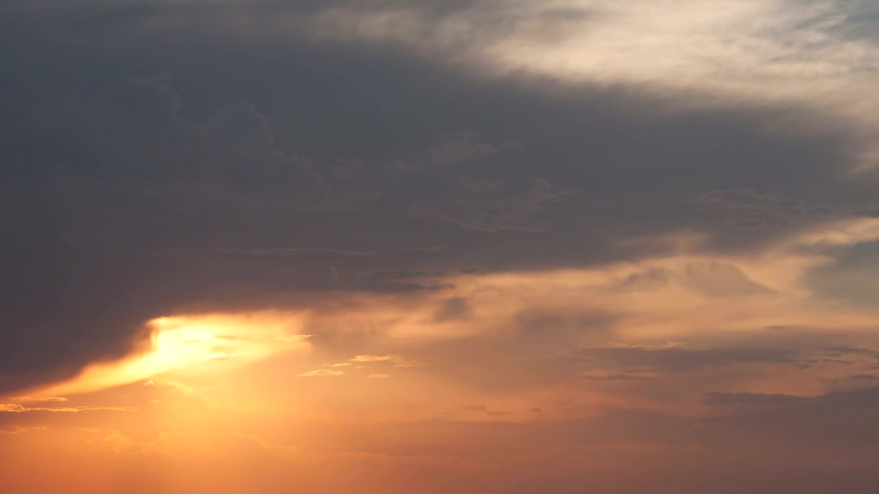 Stock Video Golden Sunshine As The Night Moves In Live Wallpaper For PC - Free Download