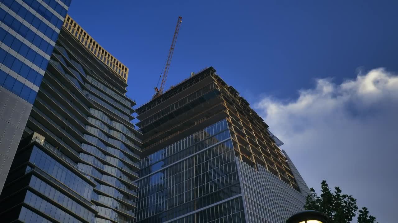 Stock Video Immense And Modern Building Under Construction Animated Wallpaper - Free Download