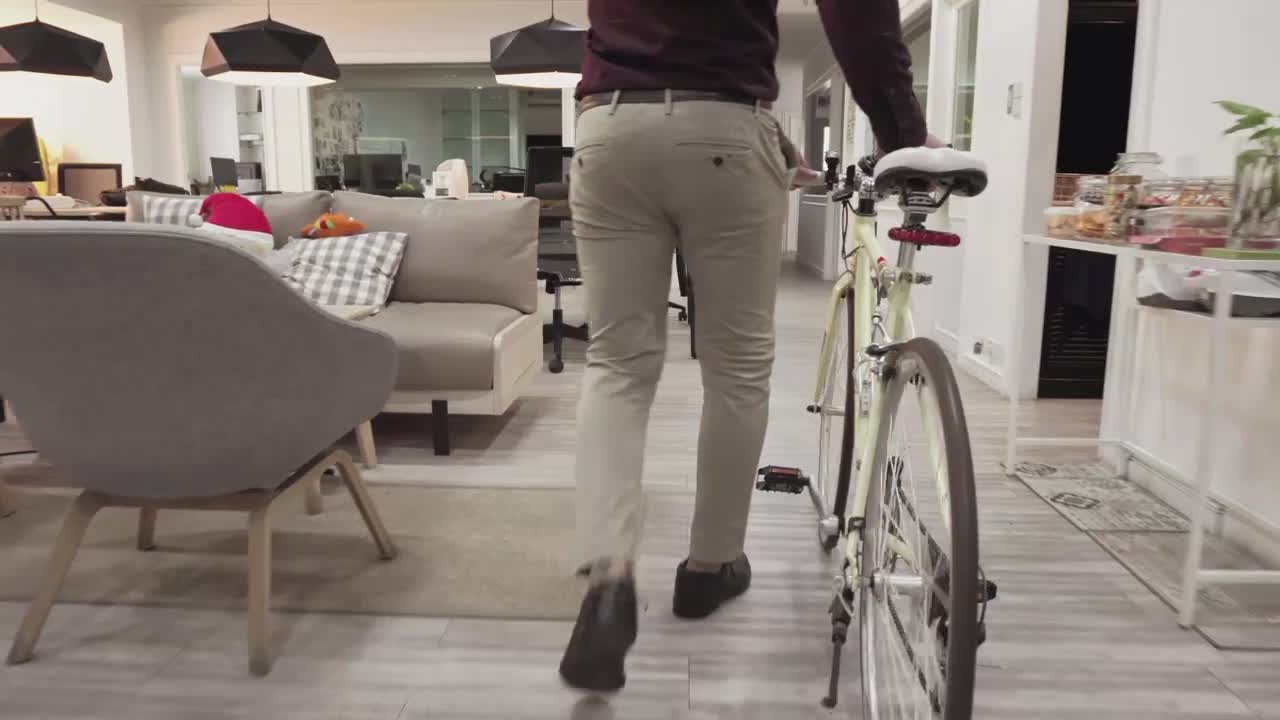 Stock Video Man Comes To His Office To Start Working Animated Wallpaper - Free Download