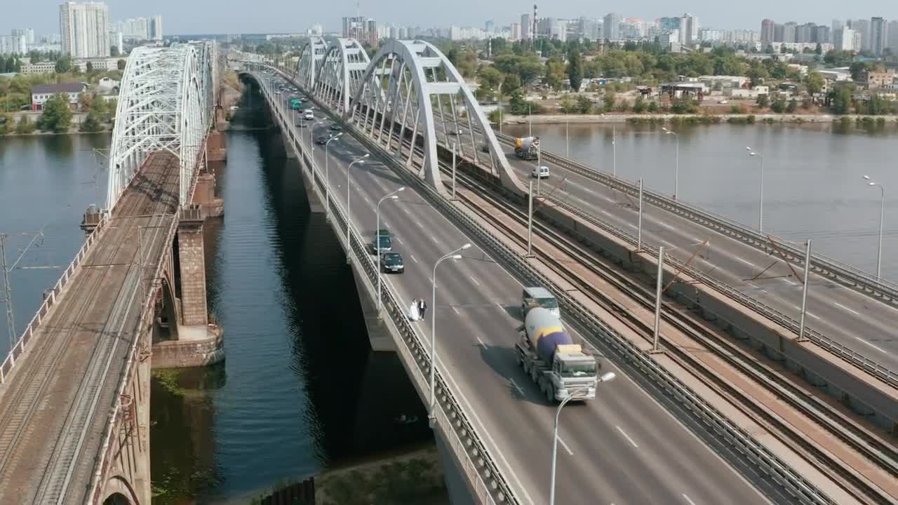Stock Video Groom And Bride Walking On A Bridge Live Wallpaper For PC - Free Download