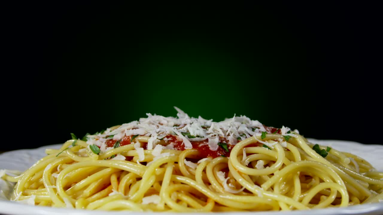 Free Video Stock Spaghetti With Cheese And Black Pepper Live Wallpaper - Free Download