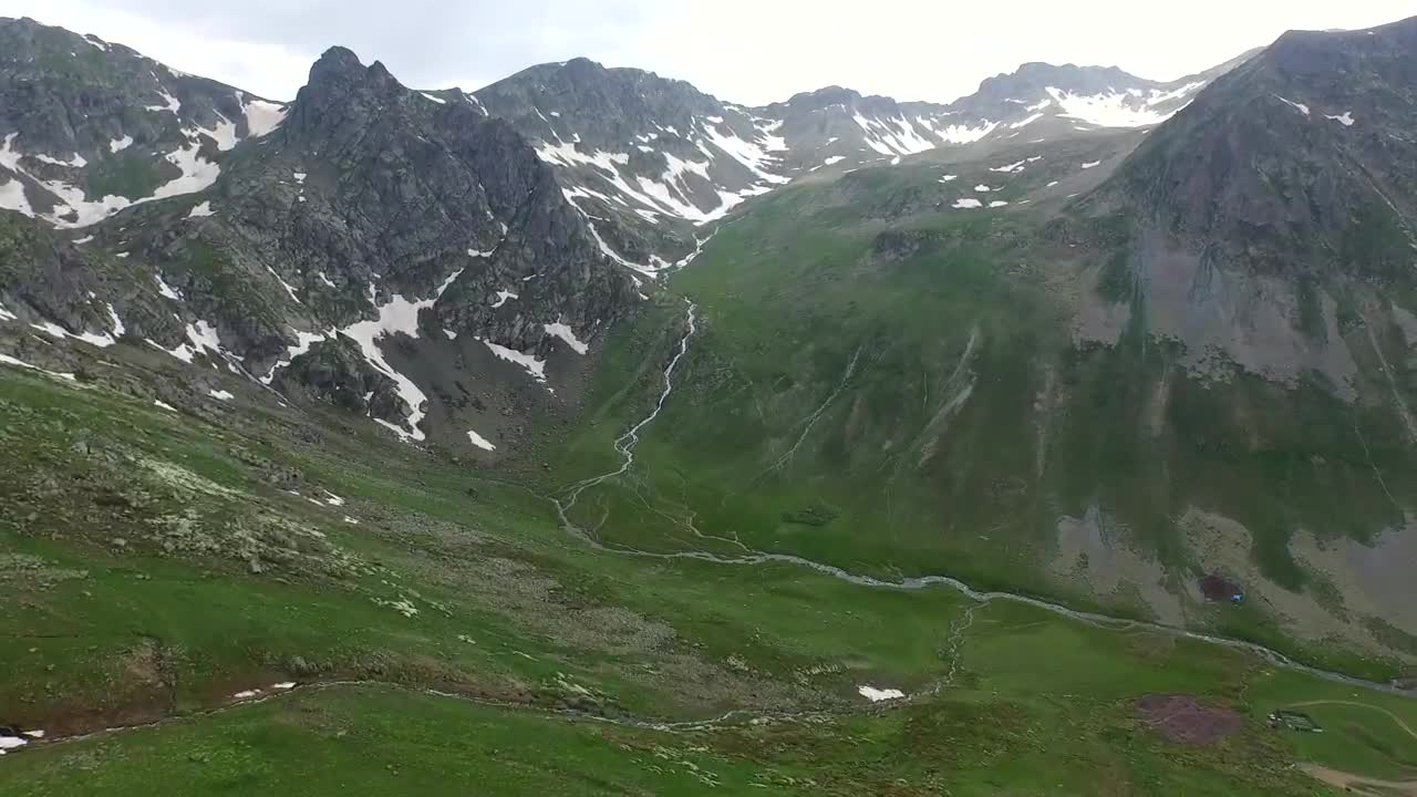 Stock Video Mountain Rocks And Green Valley Live Wallpaper - Free Download