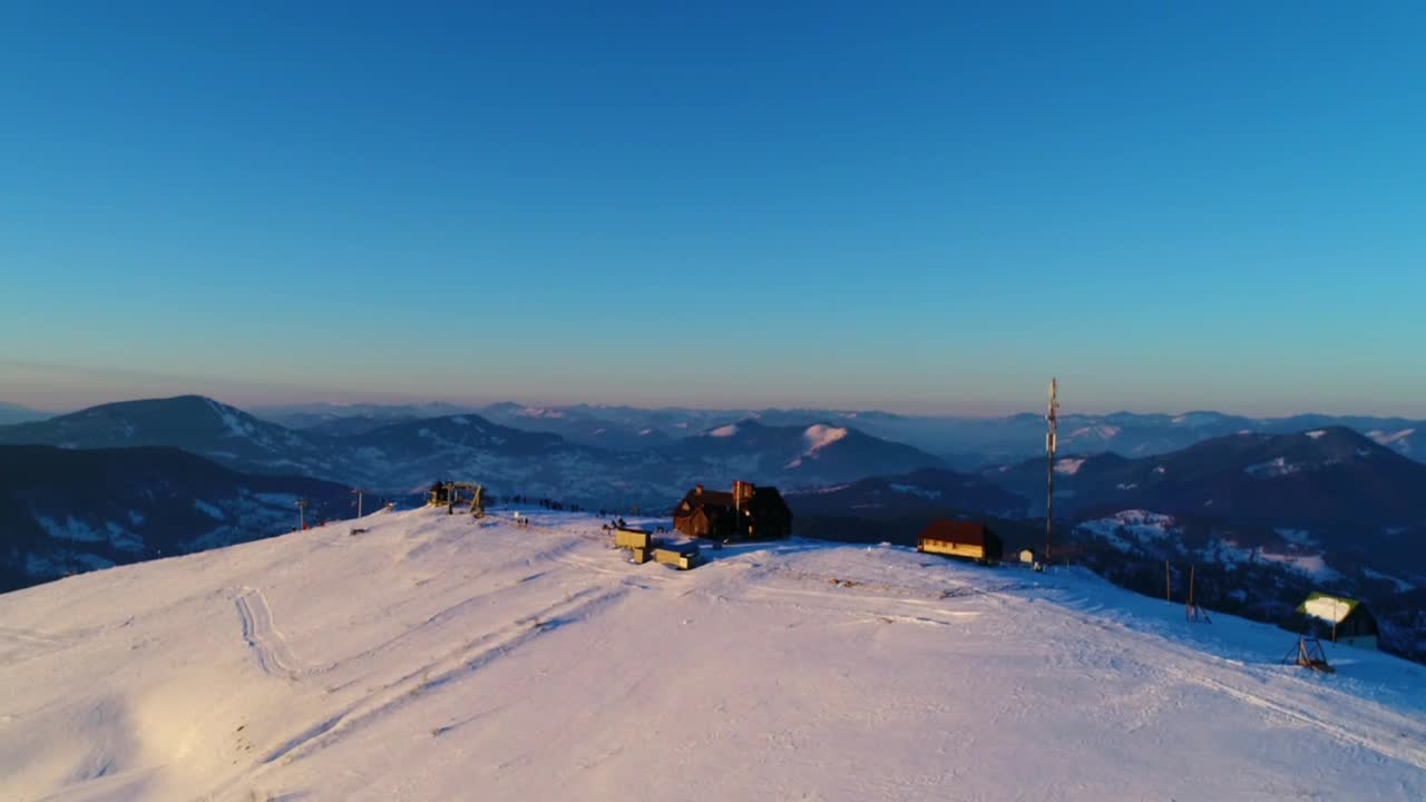 Free Video Stock Ski Resort On Top Of A Mountain Live Wallpaper - Free Download