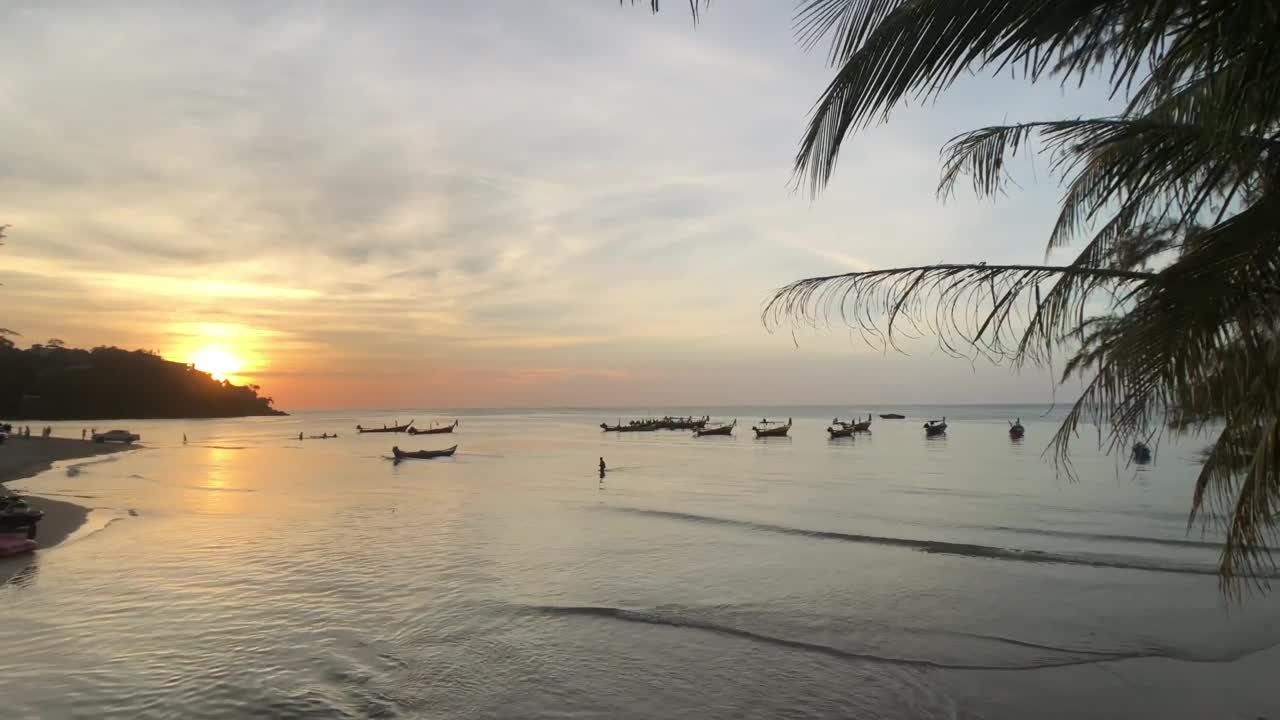 Free Video Stock sunset in a calm beach Live Wallpaper - Free Download