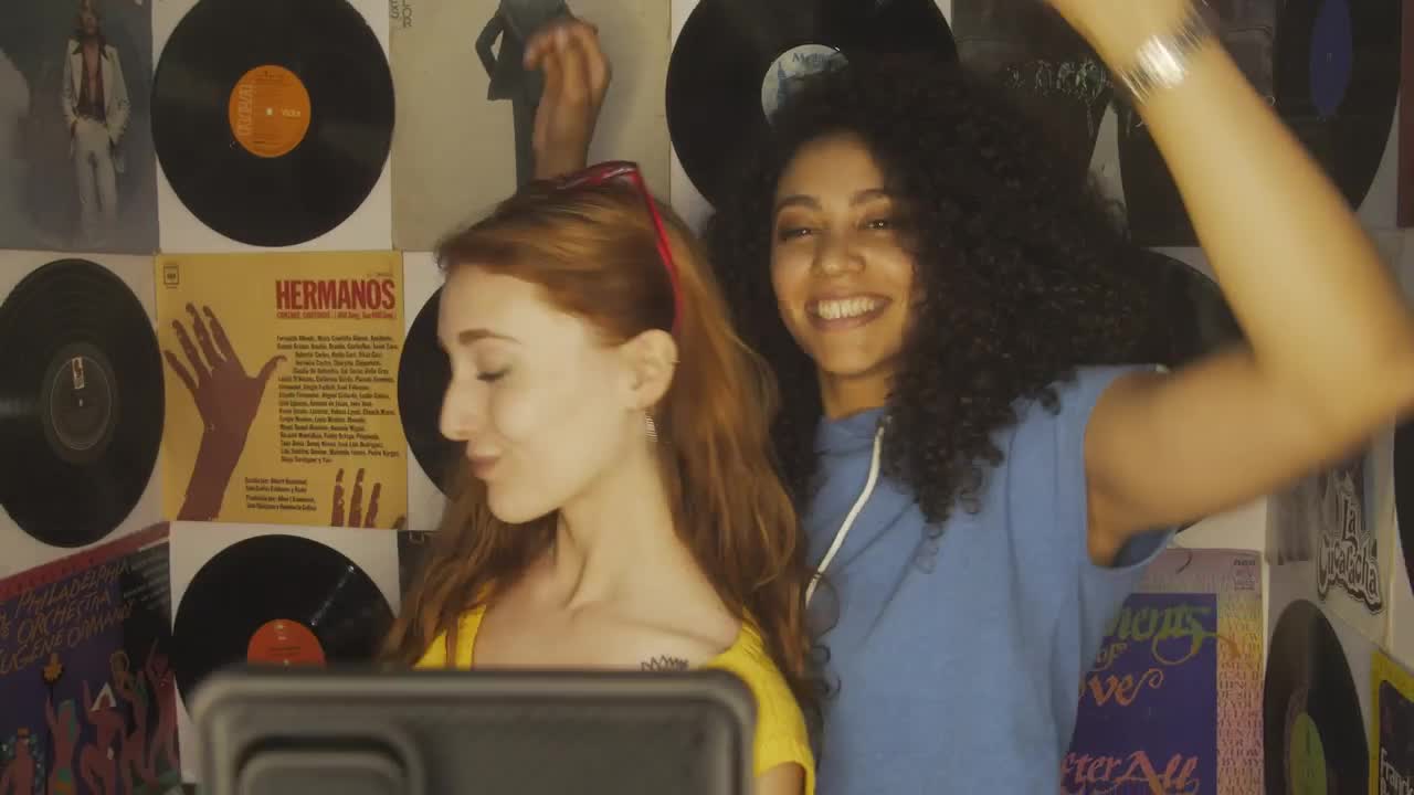 Stock Video Girls Recording And Dancing With A Cell Phone Live Wallpaper For PC - Free Download