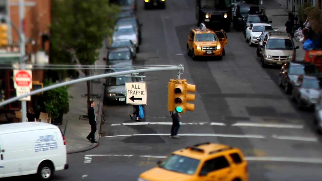 Free Video Stock traffic light directing traffic Live Wallpaper - Free Download