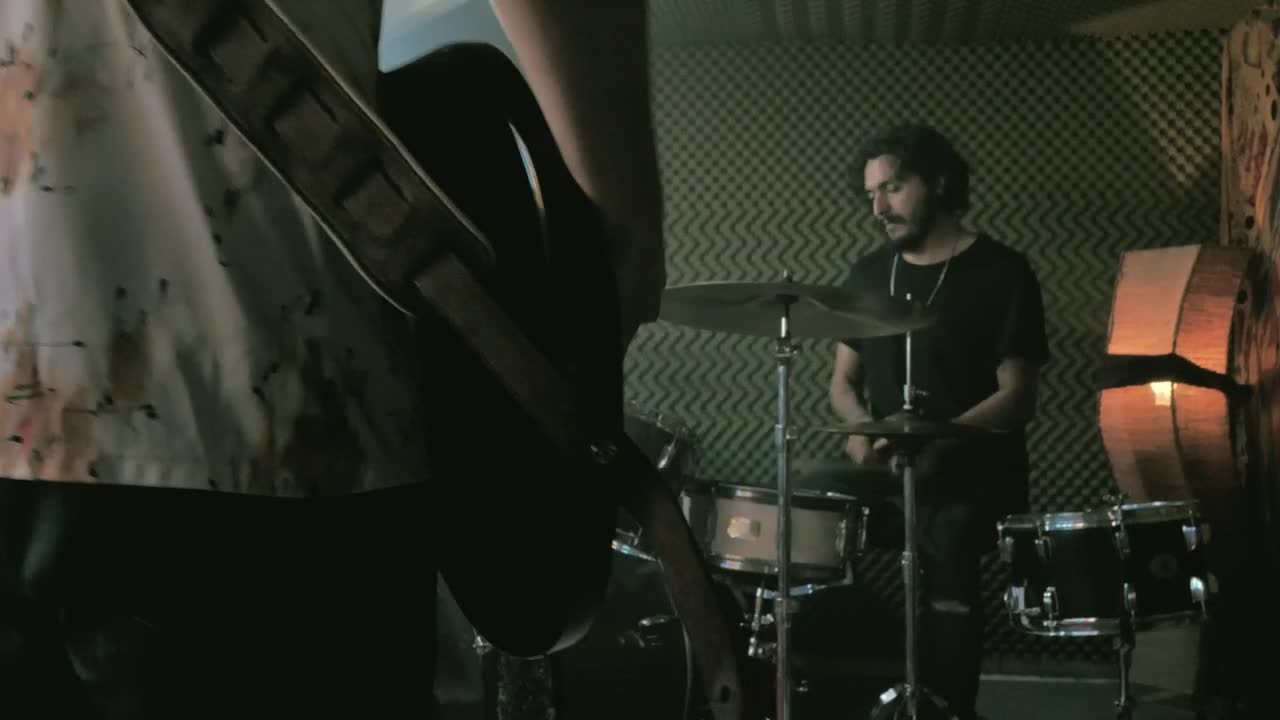 Free Stock Video Rock Band Rehearsing Live Wallpaper - Free Download