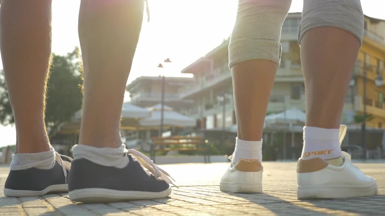 Stock Video Jogging Before Breakfast Animated Wallpaper - Free Download