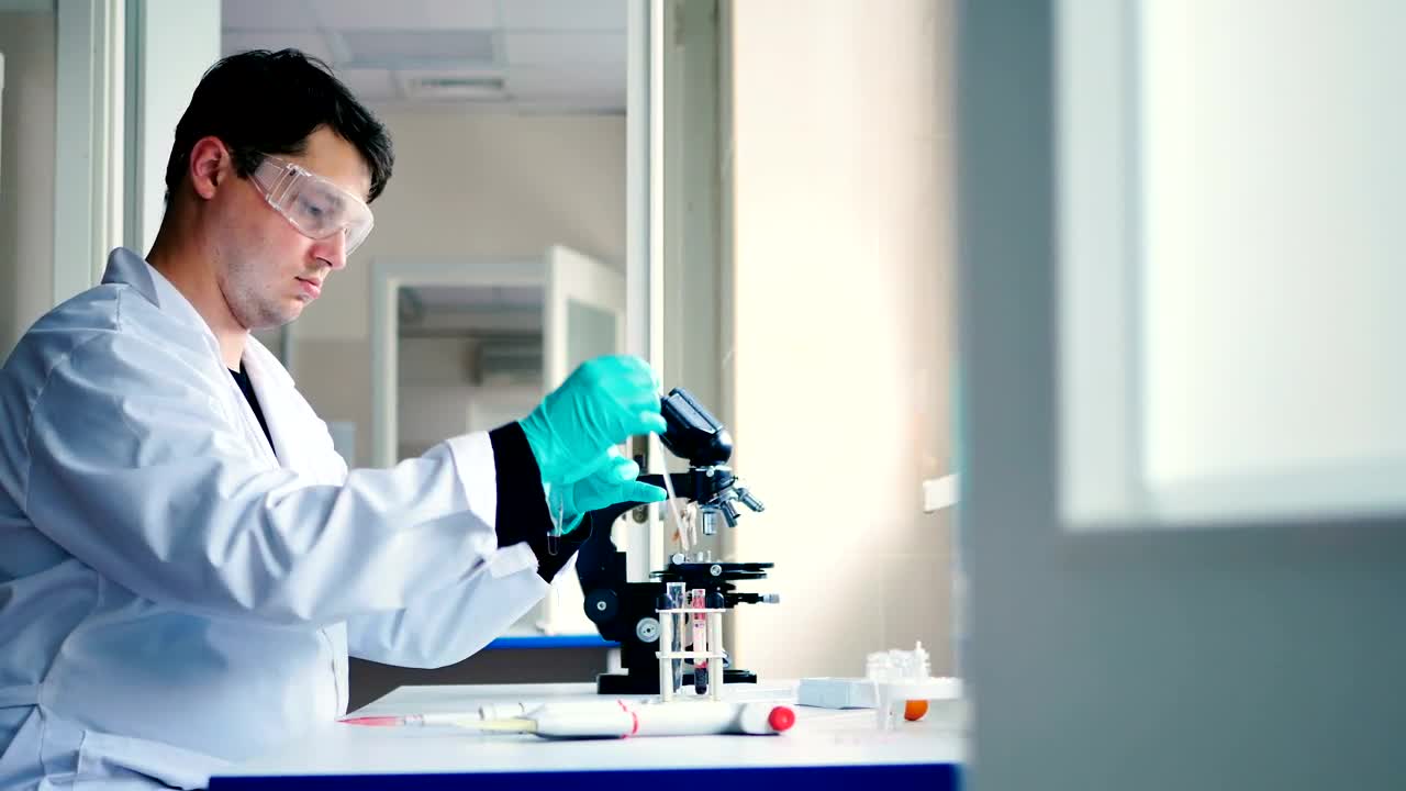 Free Stock Video Scientist Working With Blood In A Laboratory Live Wallpaper - Free Download