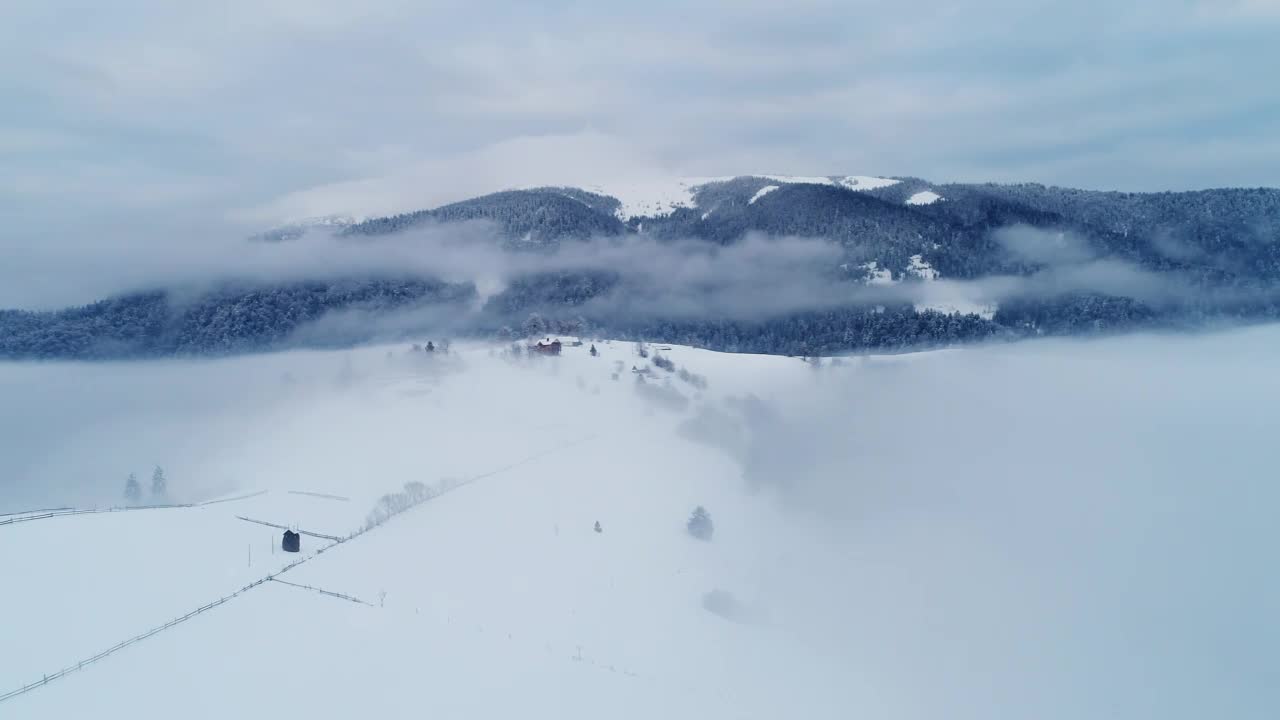 Video Stock Cabin In The Middle Of A Snowy Mountain Live Wallpaper For PC - Free Download