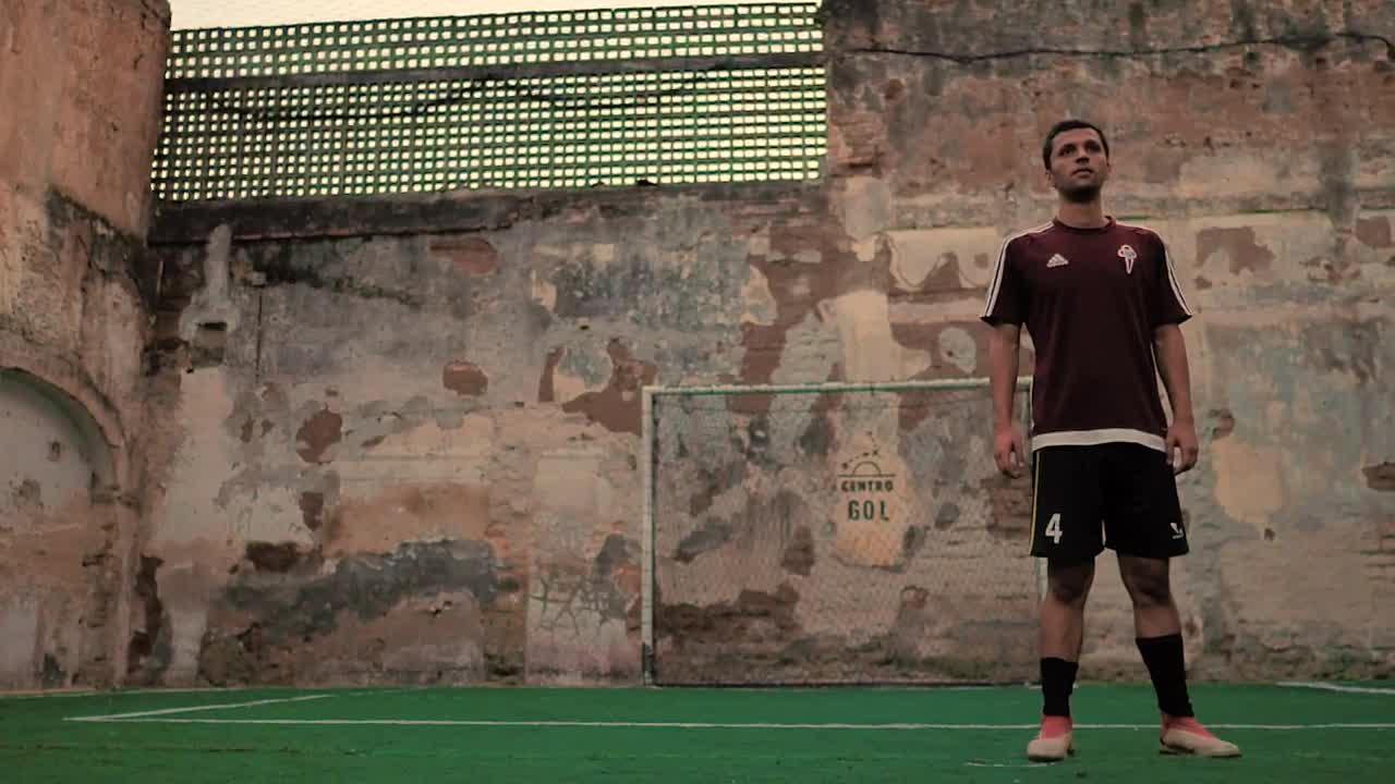 Free Video Stock Soccer Football Player Does An Overhead Kick Goal Live Wallpaper - Free Download