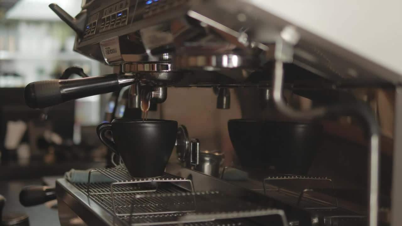 Video Stock Person Working With The Machines In A Cafeteria Live Wallpaper Free - Free Download