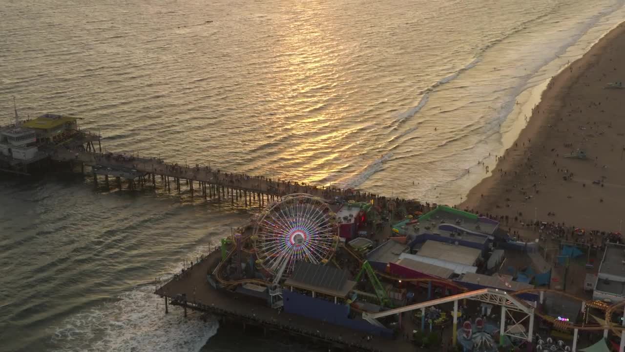 Free Stock Video Santa Monica Pier From Above During A Sunset Live Wallpaper - Free Download