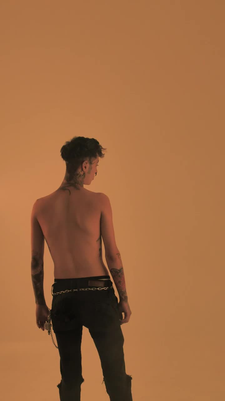 Stock Video Man With Tattoos And No Shirt O Animated Wallpaper - Free Download