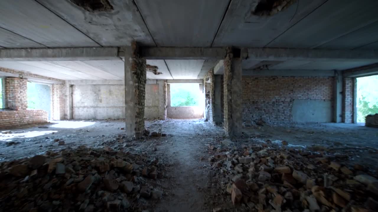 Free Video Stock Soldiers Entering An Abandoned Building Live Wallpaper - Free Download
