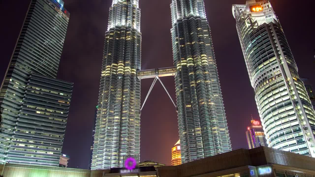 Video Stock Petronas Twin Towers At Night Live Wallpaper Free - Free Download