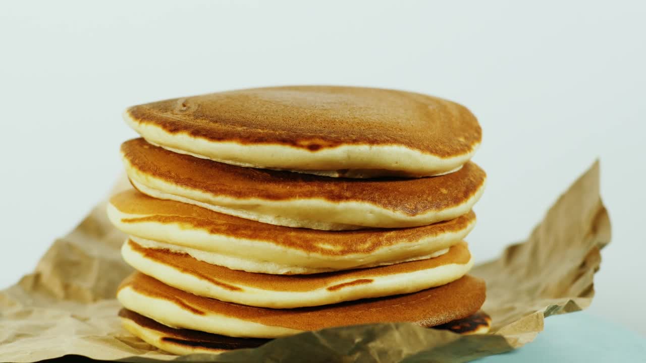 Free Video Stock Stacking Pancakes On A Pile Live Wallpaper - Free Download