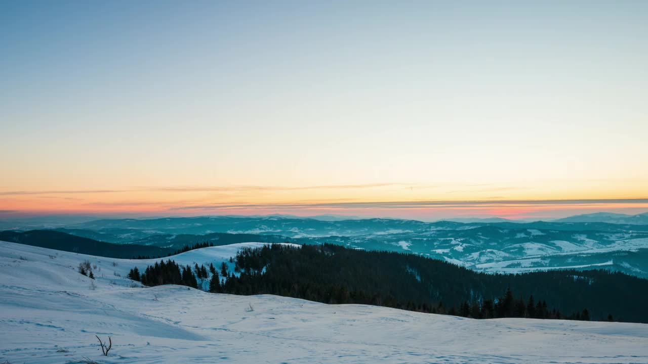 Free Video Stock Stunning Sunrise In The Skyline Of The Mountains Live Wallpaper - Free Download