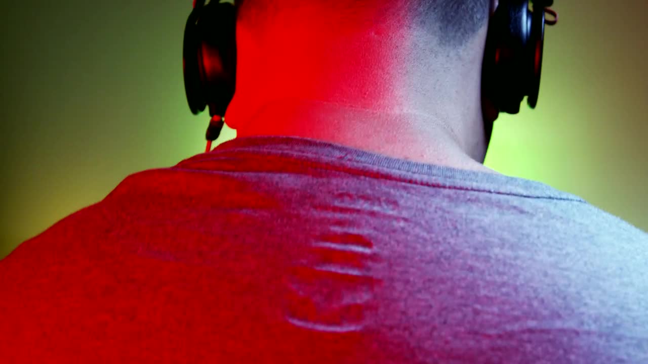 Stock Video Dj Wearing Headphones Live Wallpaper For PC - Free Download