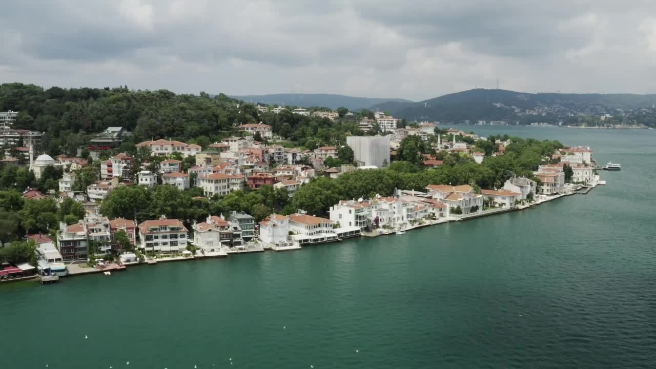 Stock Video Houses Along The Istanbul Coast Animated Wallpaper - Free Download