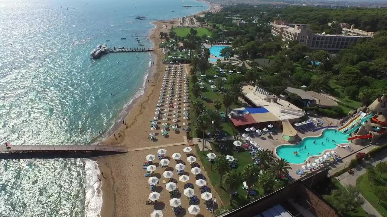 Stock Video Luxury Vacation Resort Complex With Pool By The Sea Animated Wallpaper - Free Download