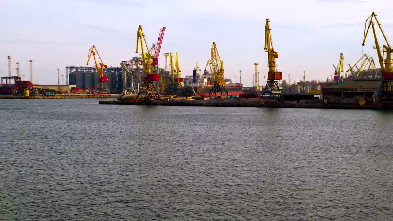 Stock Video Cranes On Trading Port Time Lapse Live Wallpaper For PC - Free Download