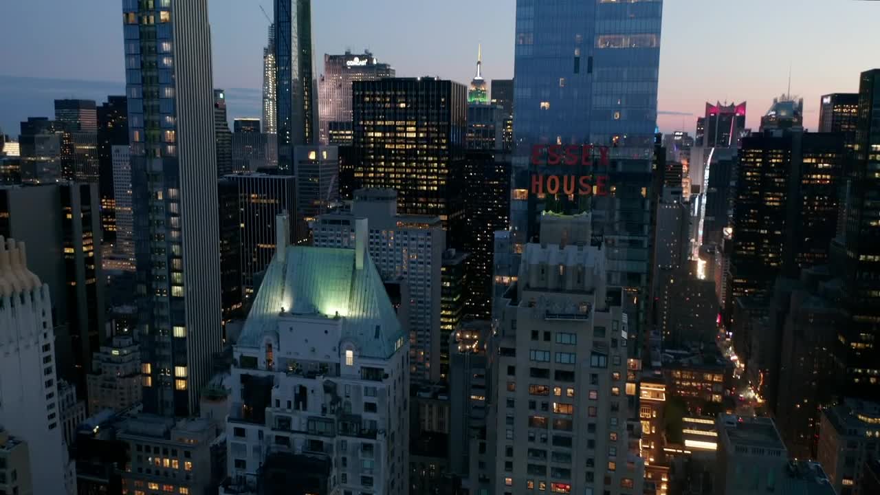 Free Video Stock Skyscrapers During Quiet Dusk In New York Live Wallpaper - Free Download
