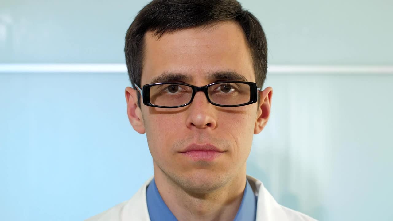Stock Video Doctor Puts On A Mask In The Hospital Portrait Live Wallpaper For PC - Free Download